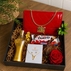 Velvet Charm Luxe Box – Romantic Gift Hamper for Her Sri Lanka